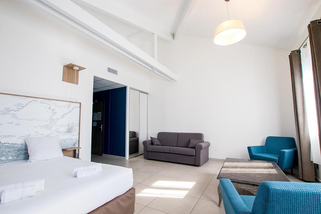 Hotel Du Cros D'Auzon Saint-Maurice-dʼArdèche 外观 照片