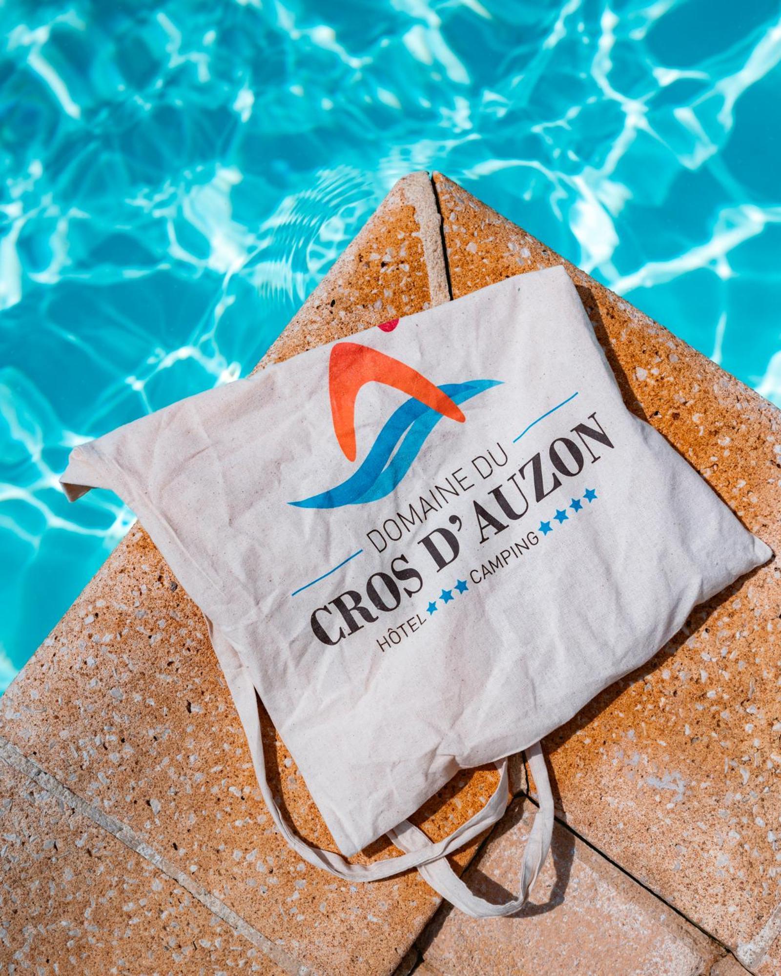 Hotel Du Cros D'Auzon Saint-Maurice-dʼArdèche 外观 照片